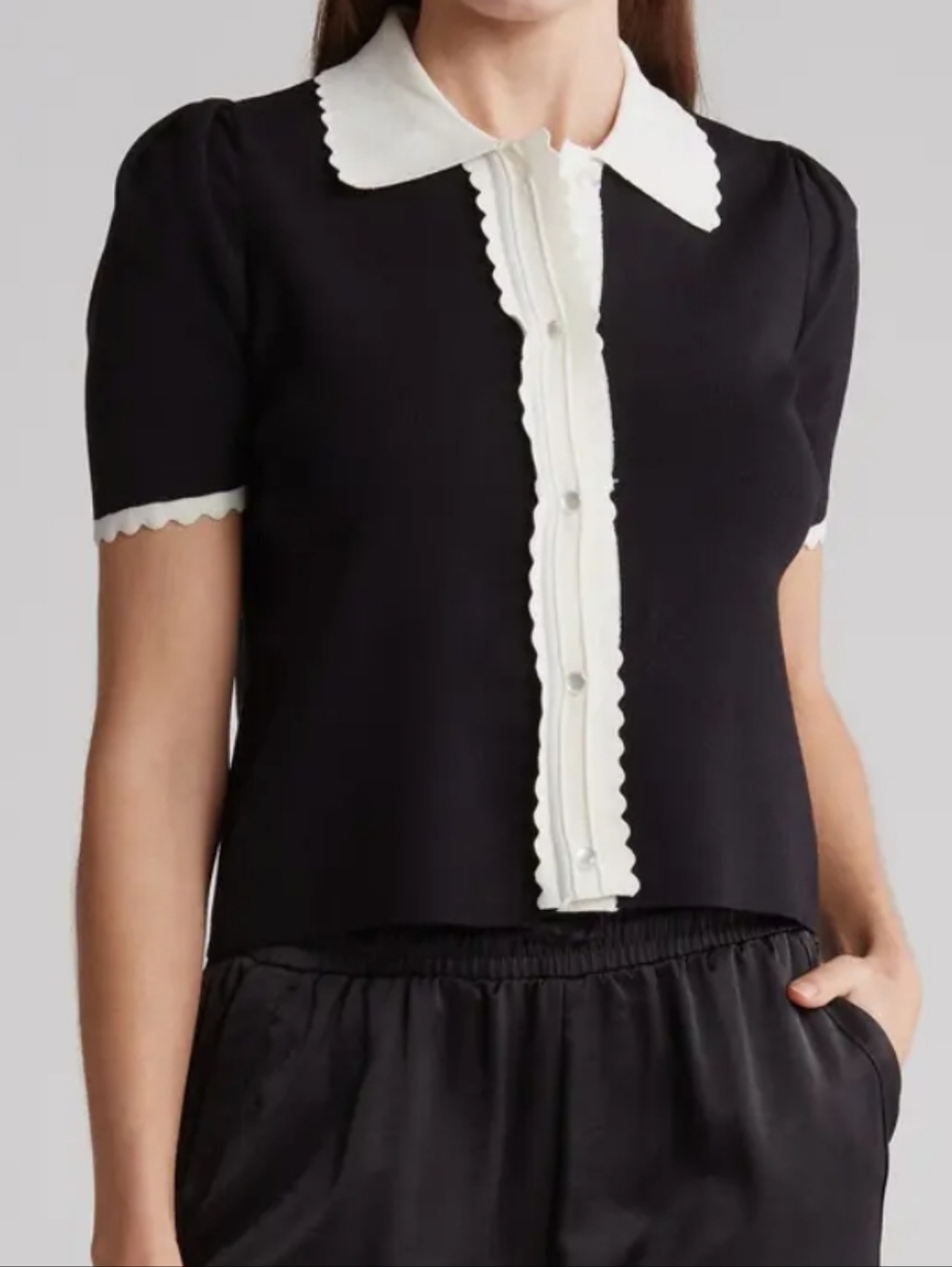 Laundry by Shelli Segal Scallop Detail Button Down Short Sleeve Sweater Blouse - Picture 3 of 16